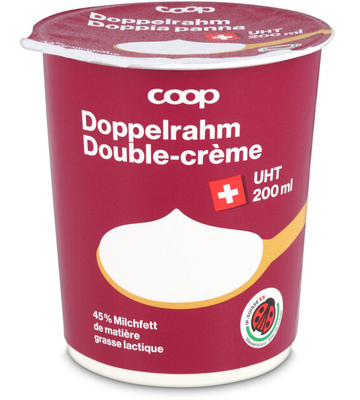 pot de double creme suisse bien manger en suisse