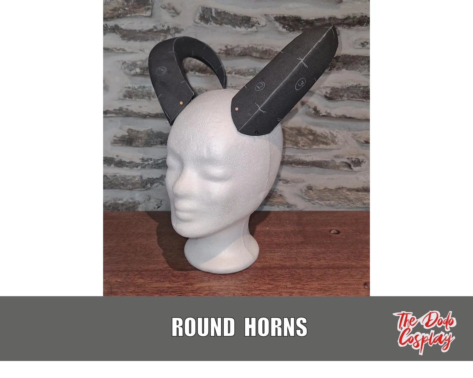 Vue de côté du patron PDF cornes rondes par TheDodoCosplay – modèle à imprimer pour accessoires cosplay
