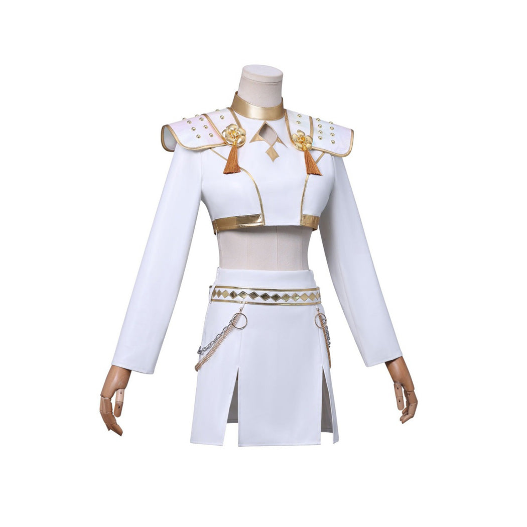 Tenue blanche Zoey Kpop Demon Hunter vue de côté cosplay idol